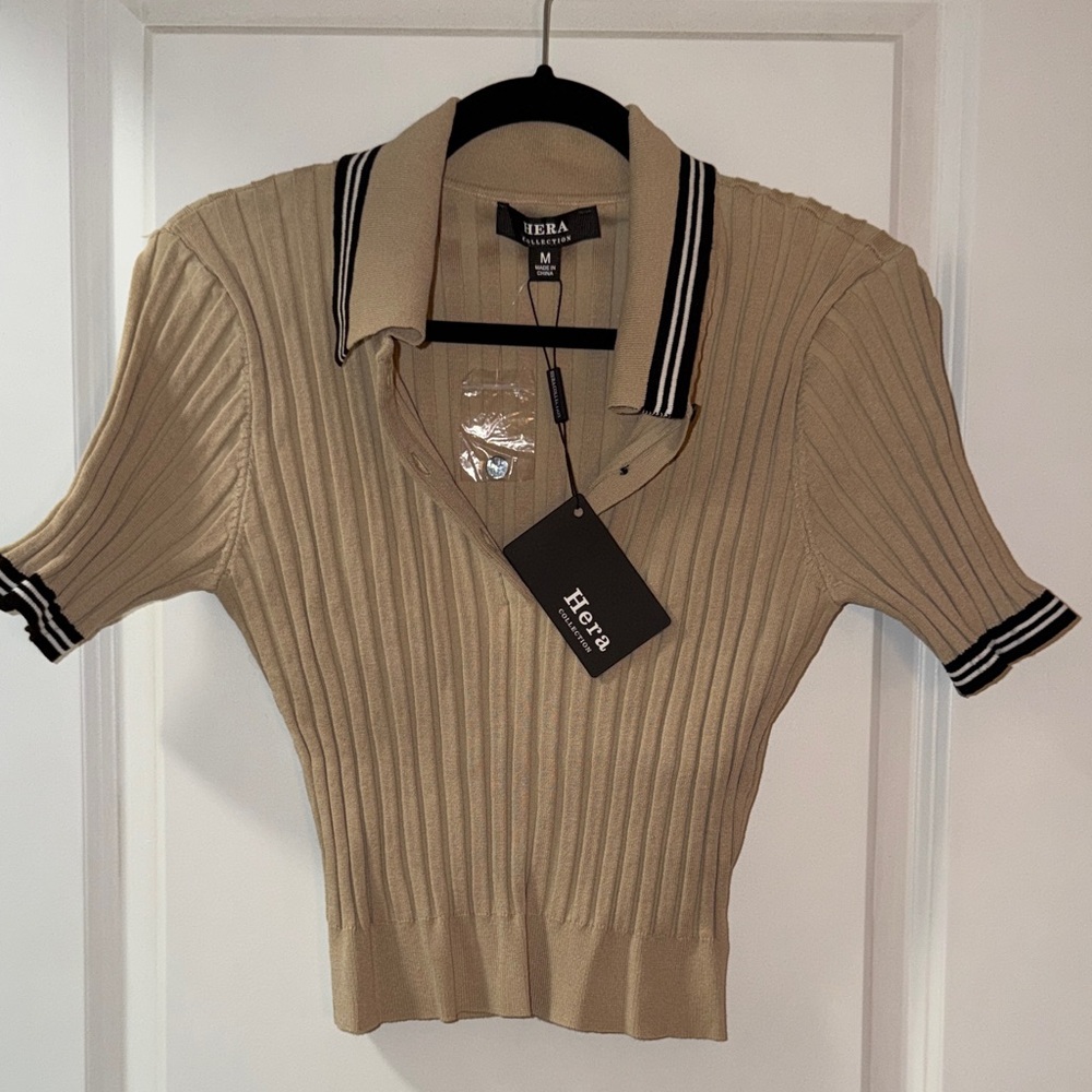 NWT Ribbed Polo Semi-cropped top